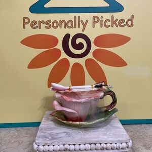 Corner Ruby Teacup and Saucer Set